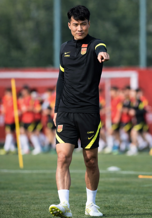 1比5惨败蓉城,郑智执教路遇坎坷,转型阵痛何时休? 1比5惨败蓉城,郑智执教路遇坎坷,转型阵痛何时休?