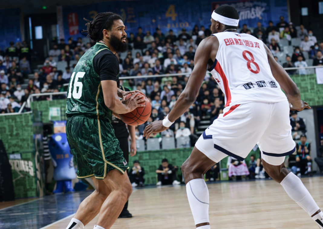 同曦男篮:从炒作狂欢到首秀“凉凉”的落寞 同曦男篮:从炒作狂欢到首秀“凉凉”的落寞